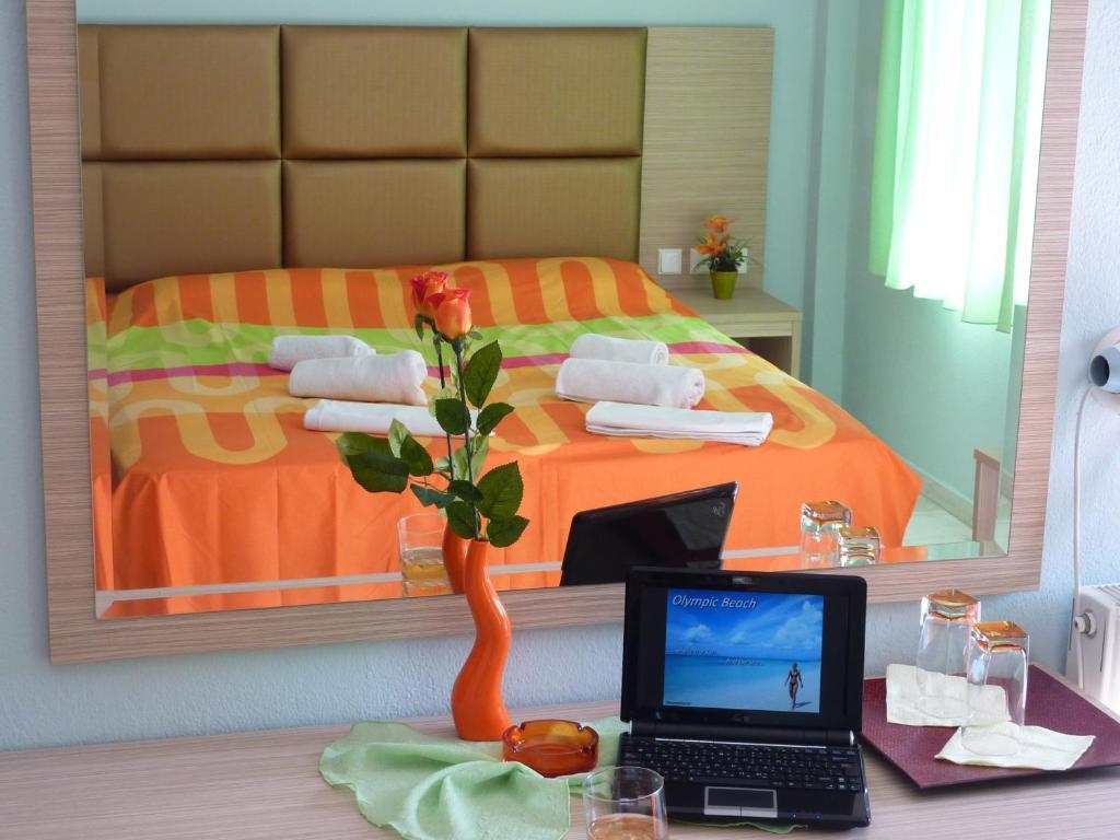 Hotel White Rose Beach Olympiakí Aktí Exterior foto