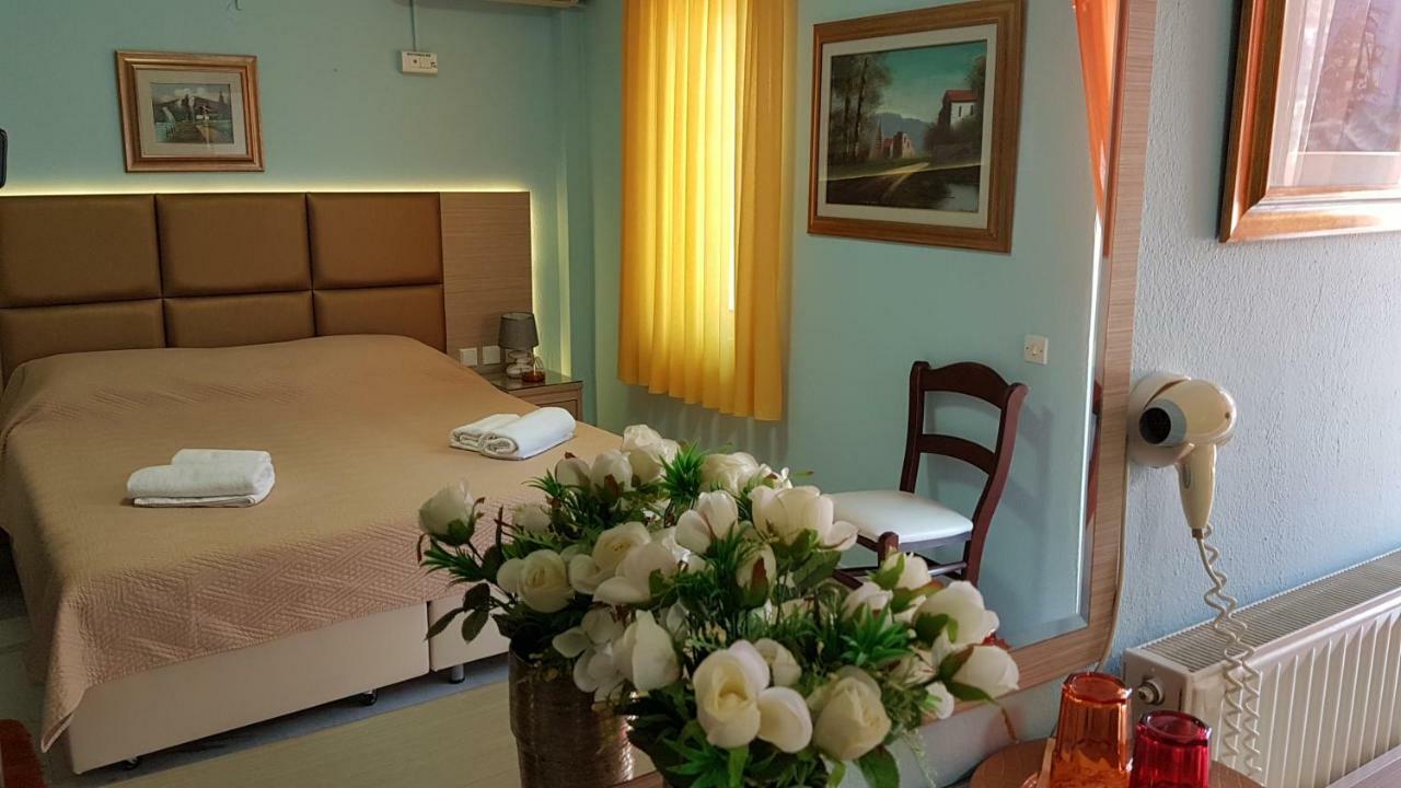 Hotel White Rose Beach Olympiakí Aktí Exterior foto
